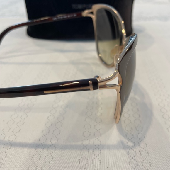 Tom Ford Sunglasses - Picture 6 of 6
